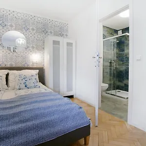 https://duarte-apartamenty-kollataja-wroclaw.hotelswroclaw.com